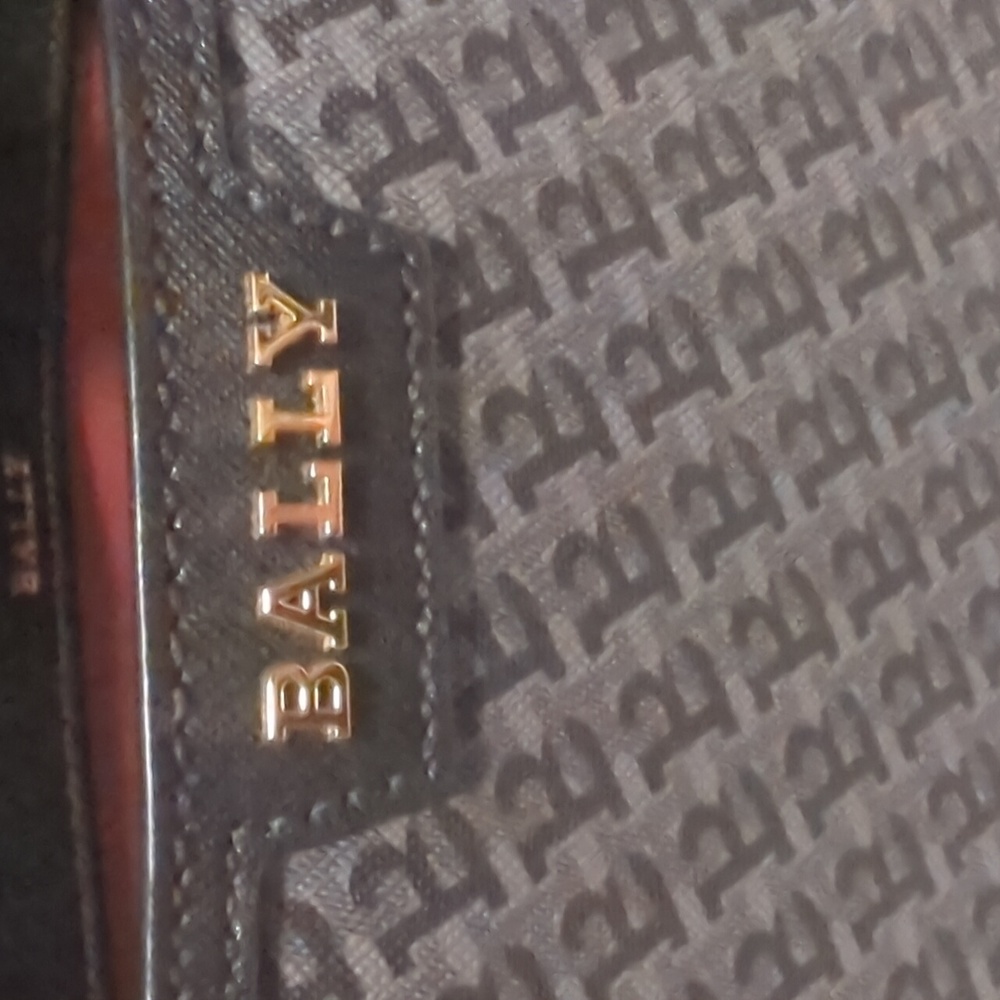 Bally Monogram Tote with Pouch - Picture 2 of 16